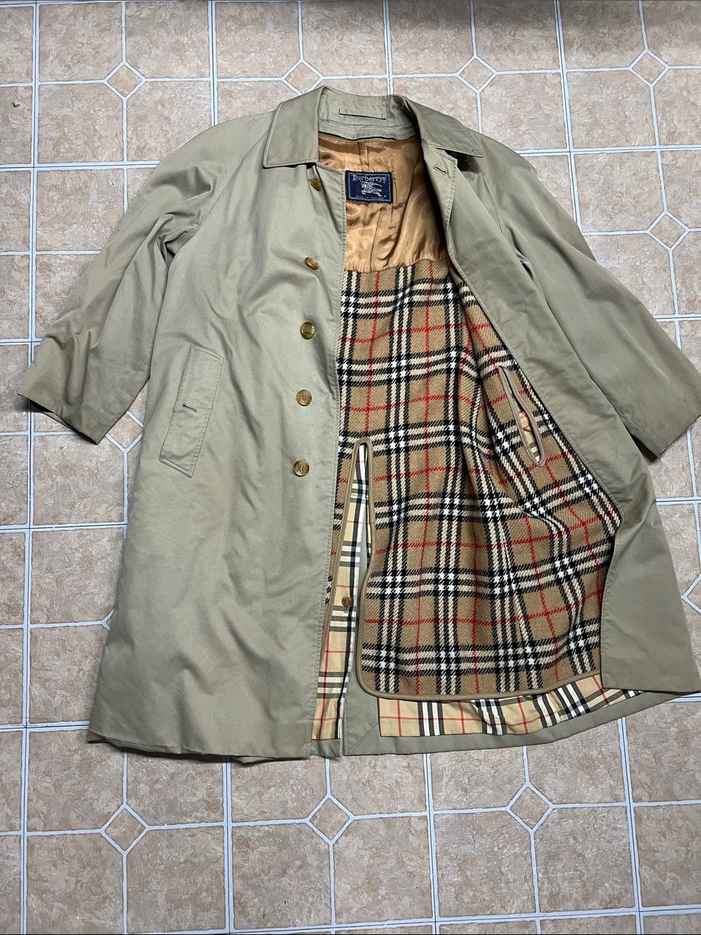 Burberry Beige/Tan Trench Car Coat with Signature Check Lining